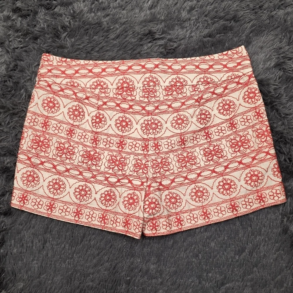 LOFT stylish women